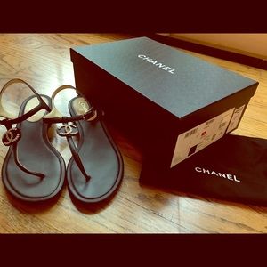 Chanel Black Lambskin Thong Sandal